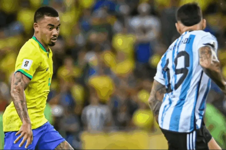 Neto sobe o tom ao vivo contra Gabriel Jesus: “Peraí meu irmão”
