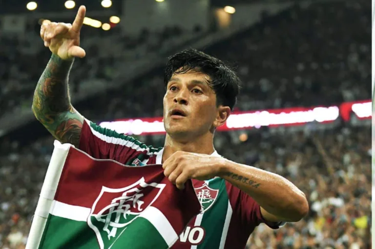 Jornal aponta craque que pode vencer Cano no prêmio Rei da América