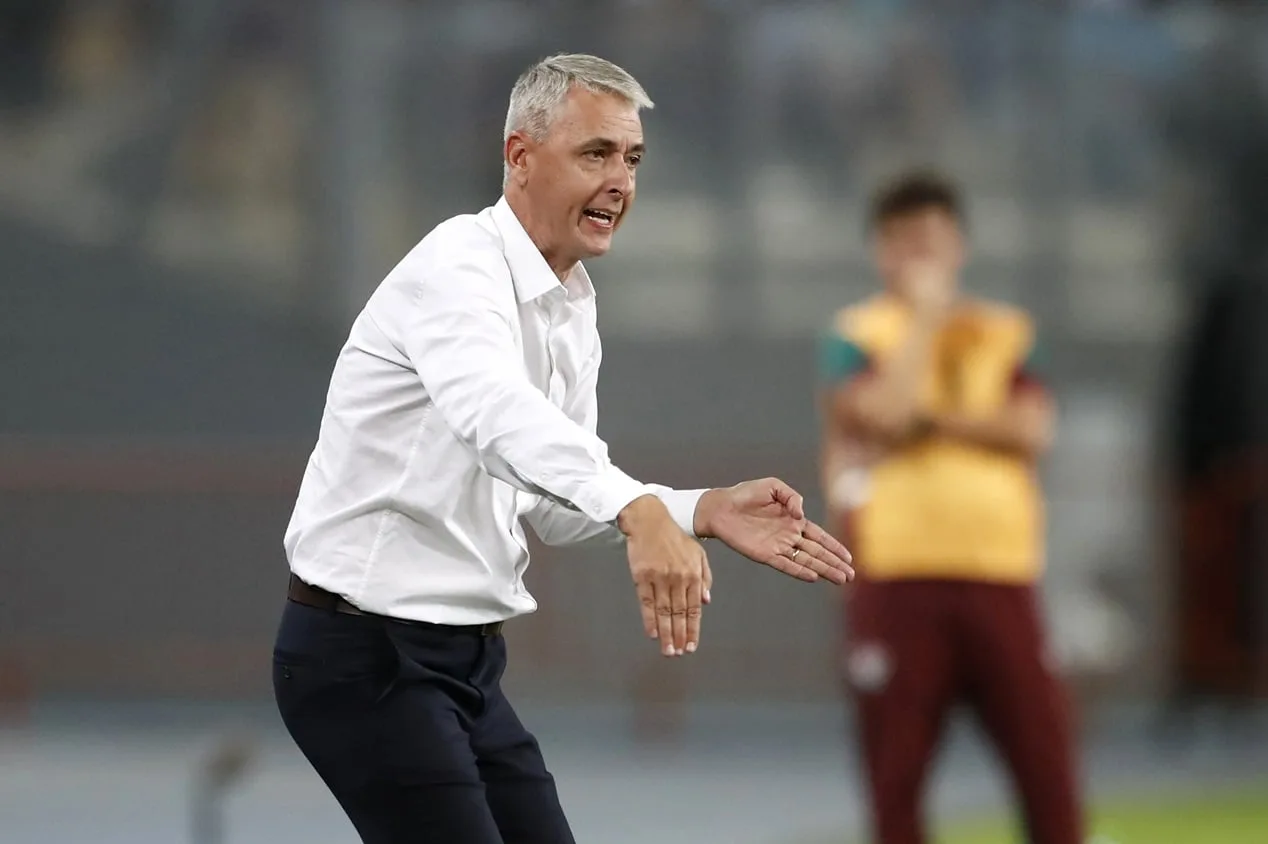 Vem para o Botafogo? Sporting Cristal confirma saída de Tiago Nunes