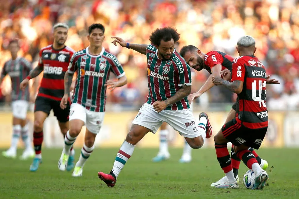 Flamengo x Fluminense pode ter retorno de peso