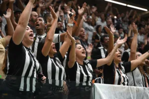 Na briga pelo título do Brasileirão, Atlético-MG inaugura o placar contra o Flamengo; veja