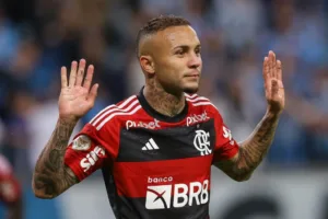 Cebolinha brilha em vitória do Flamengo sobre o Palmeiras e destaca o comando do técnico Tite