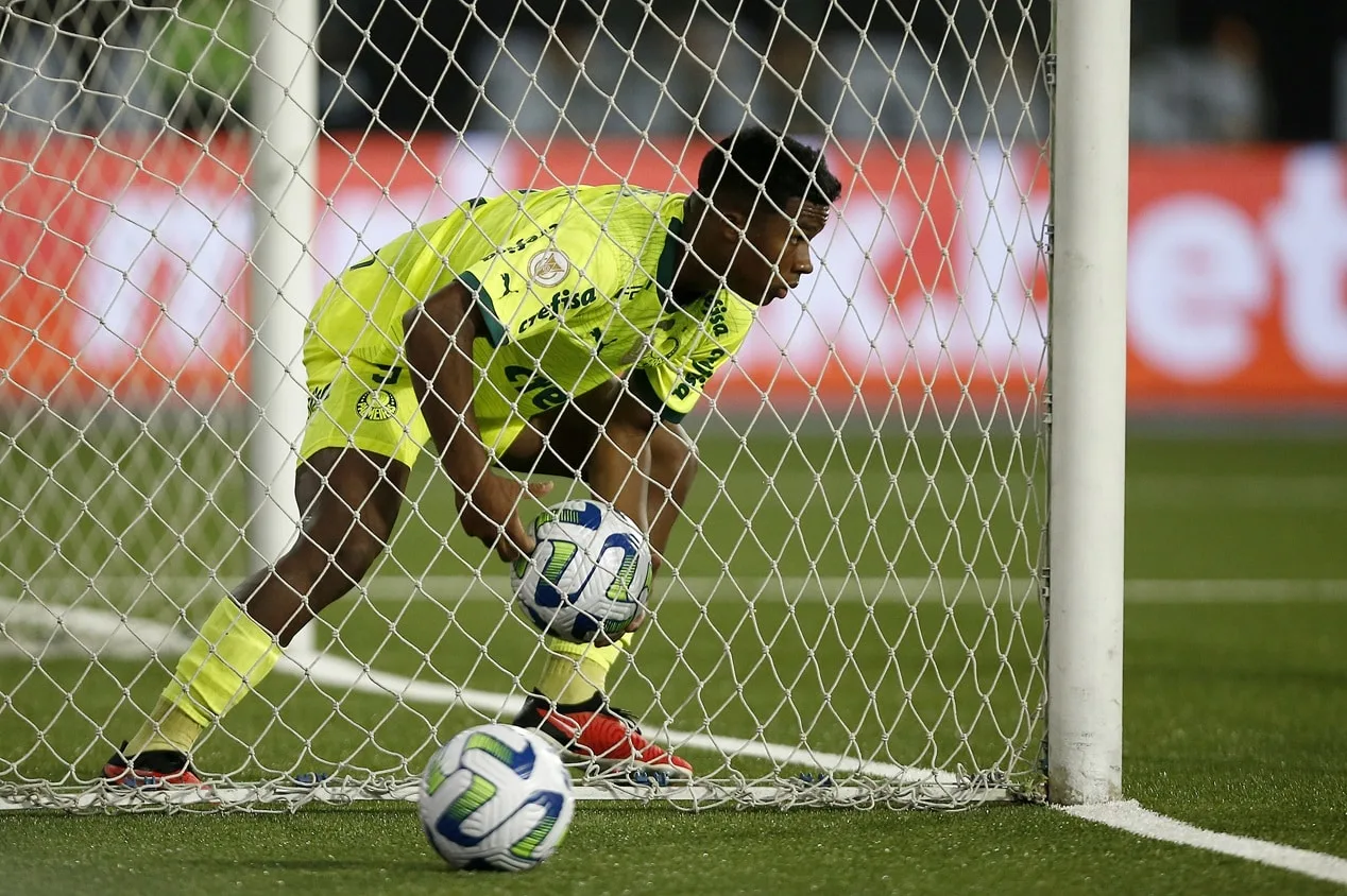 Endrick já rendeu bolada milionária ao Palmeiras após fechar com o Real Madrid; veja valores