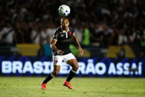 Vasco recusa proposta milionária do Grêmio por Paulo Henrique
