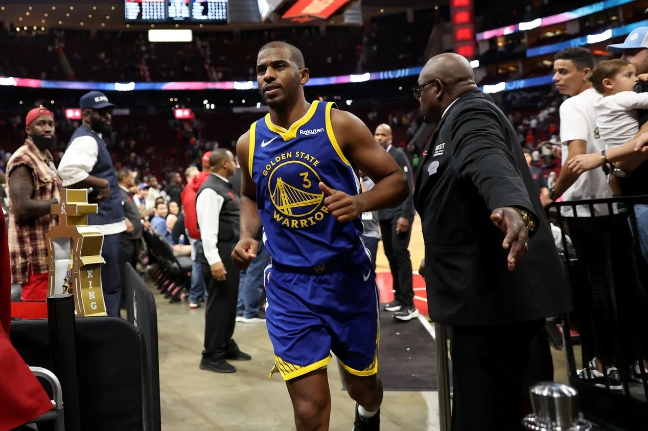 NBA: Curry exalta “aula” de Chris Paul em vitória dos Warriors