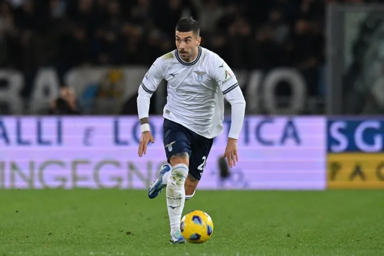 Mercado da bola: Juventus quer tirar atacante da Lazio; saiba mais