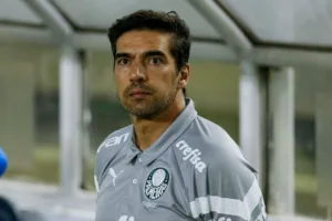 Abel Ferreira fica no Palmeiras em 2024? André Rizek detalha situação
