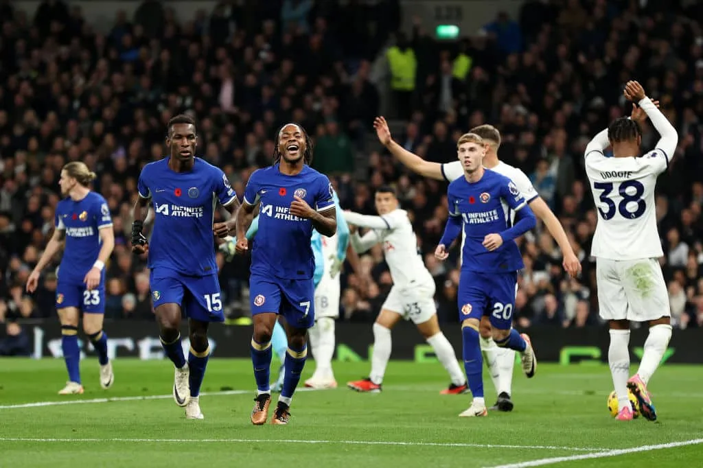 Insano! Tottenham e Chelsea tem cinco gols, pênalti e expulsão só no primeiro tempo; veja