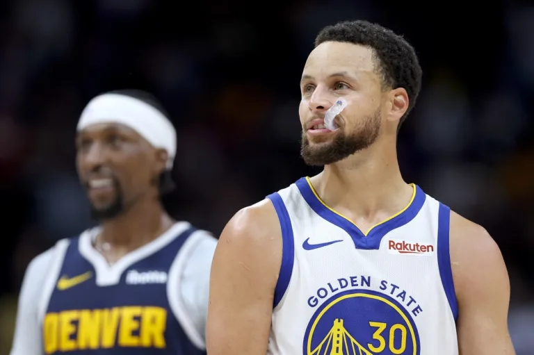 NBA: Curry fala sobre ganhar o prêmio de cestinha da temporada