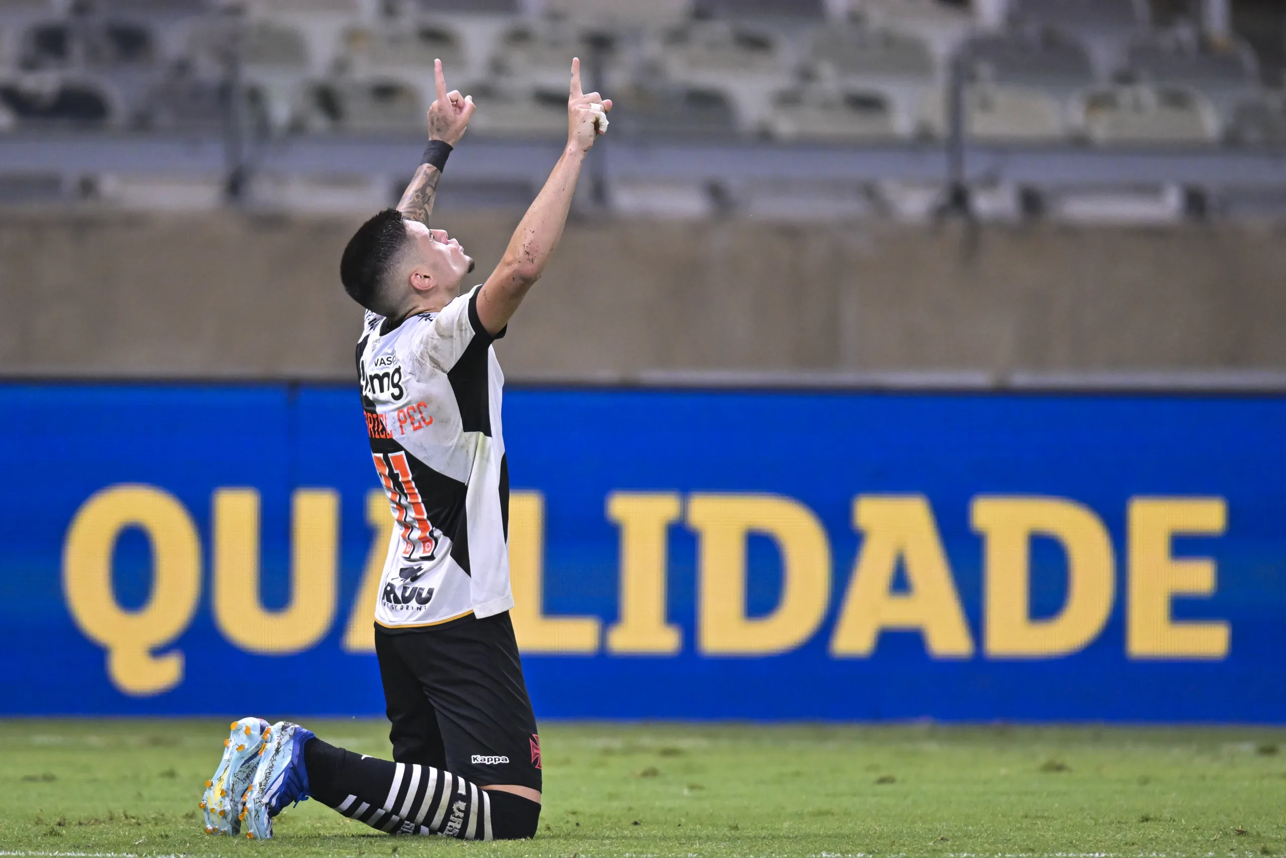 Gabriel Pec avalia empate do Vasco contra o Cruzeiro: “Muito importante”