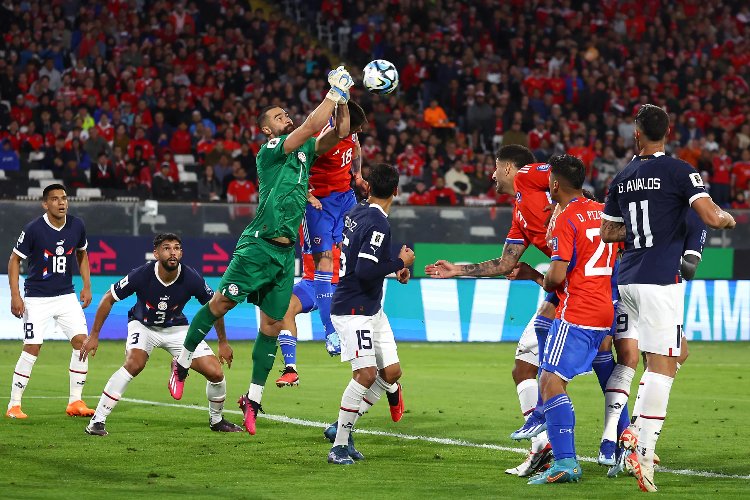 Chile e Paraguai pecam em finalizações e empatam pelas Eliminatórias da Copa do Mundo