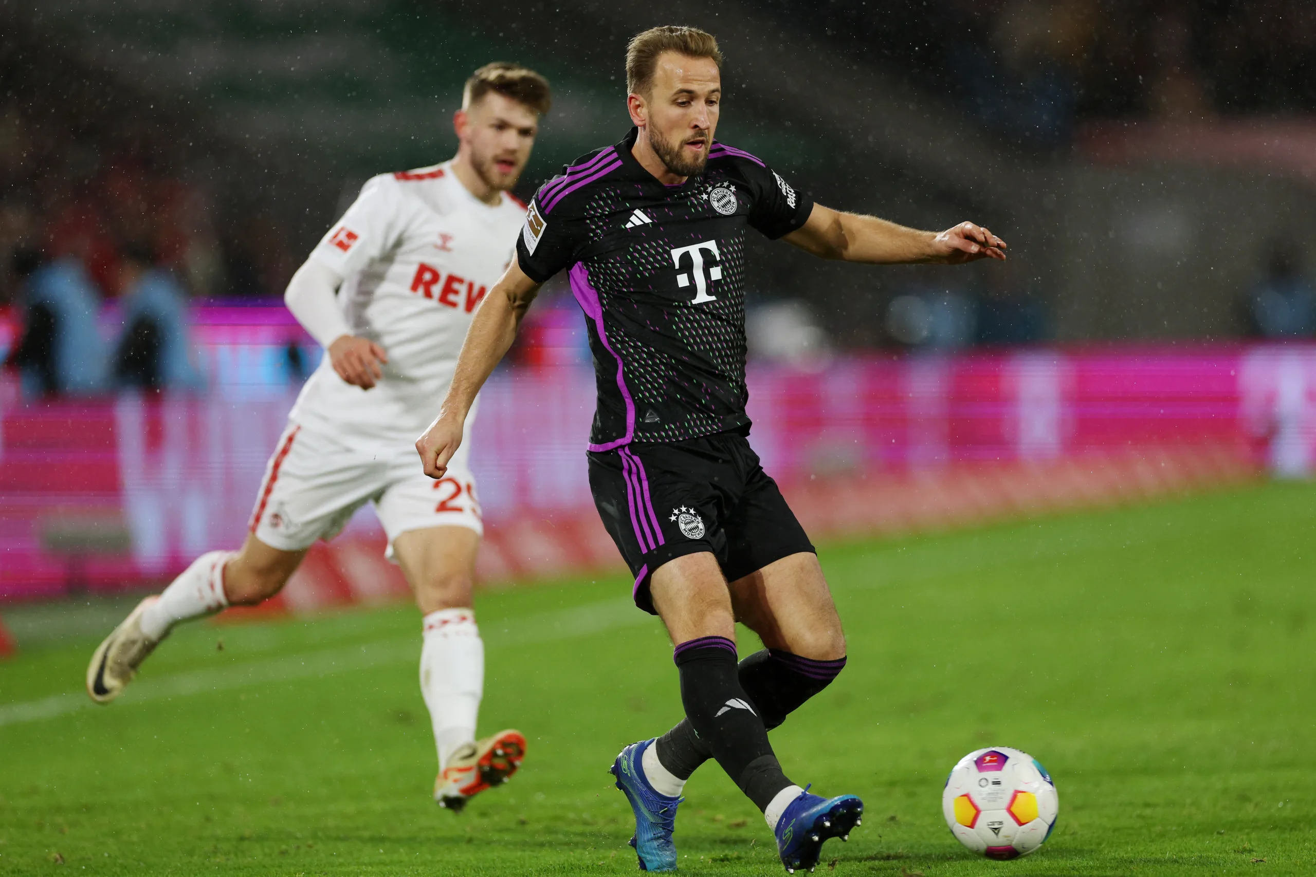 Bayern de Munique vence o Colônia com um placar magro e assume a liderança da Bundesliga