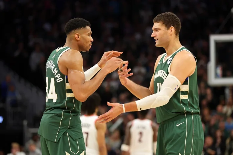NBA: Antetokounmpo se diz “orgulhoso” dos Bucks após virada histórica