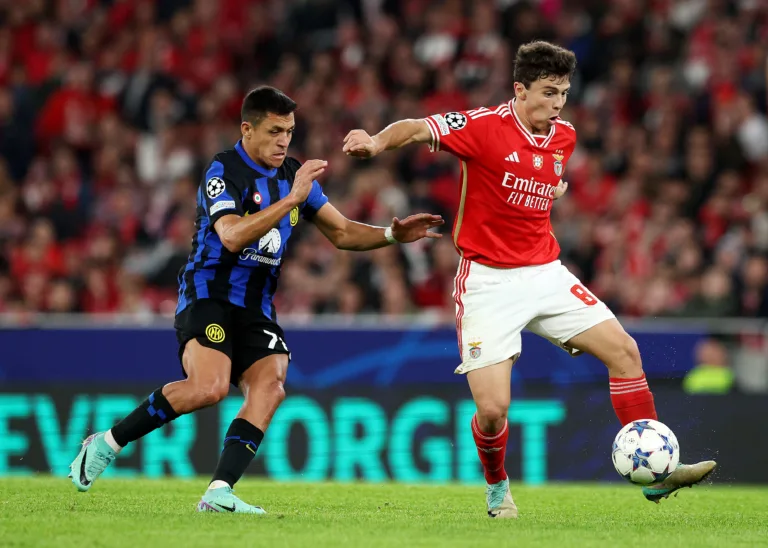 Depois de sofrer três gols, Inter de Milão busca empate heróico contra o Benfica