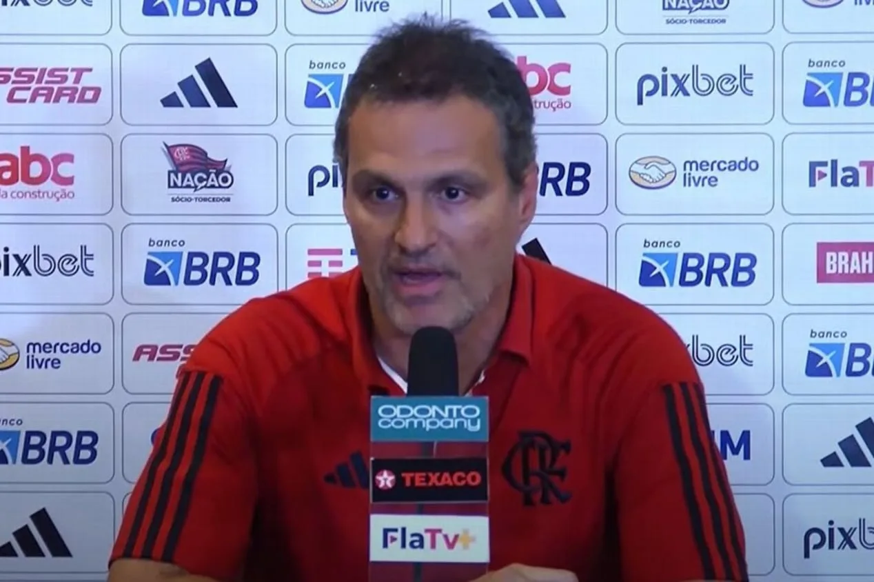 Diretor do Flamengo reclama da arbitragem e insinua favorecimento ao Palmeiras