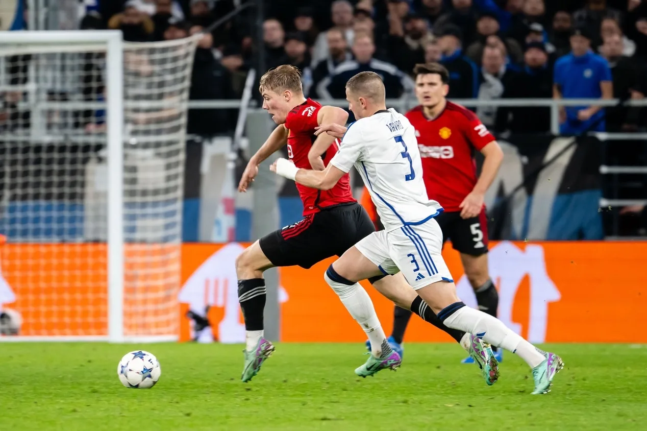 Erik ten Hag admite que que Hojlund corre contra o tempo para estar à disposição no Manchester United