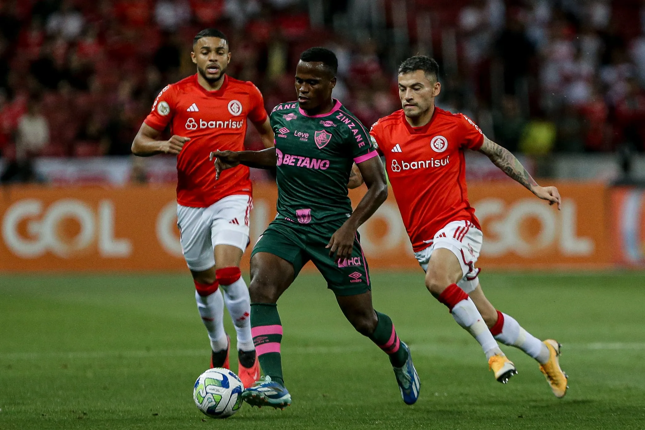Em reencontro pós Libertadores, Internacional e Fluminense empatam no Beira-Rio