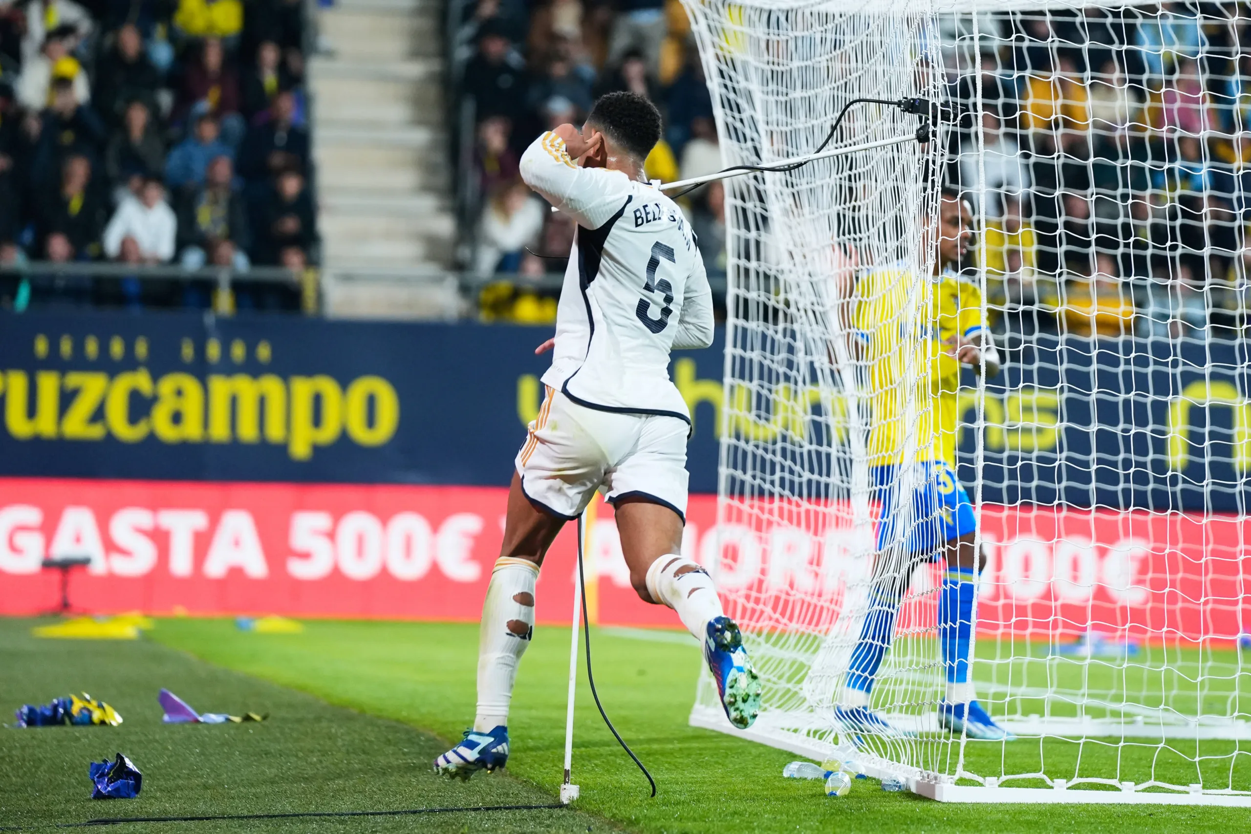 Real Madrid: Jude Bellingham quebra recorde de Cristiano Ronaldo; saiba mais