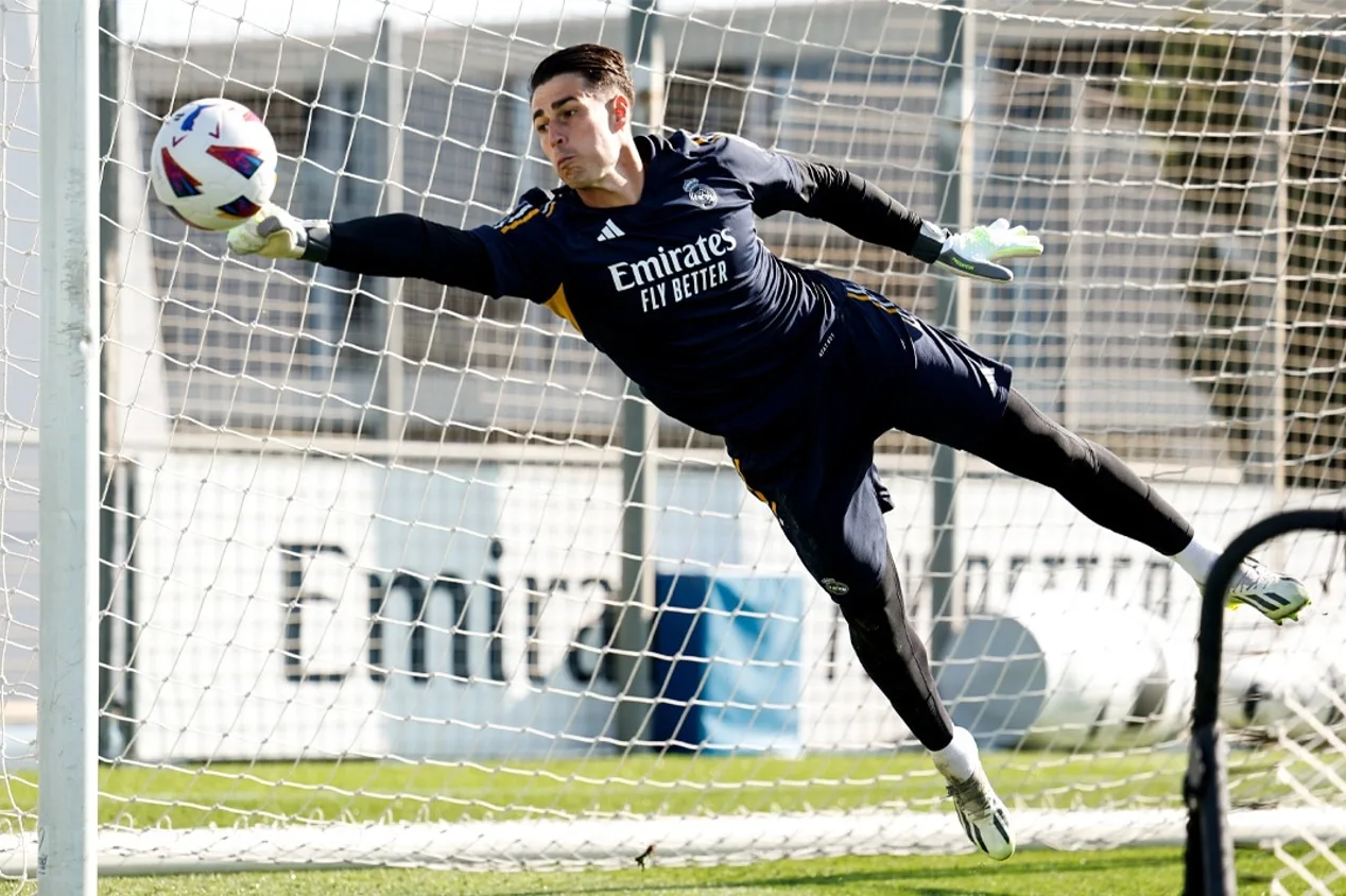 Goleiro do Real Madrid sofre lesão e desfalca equipe