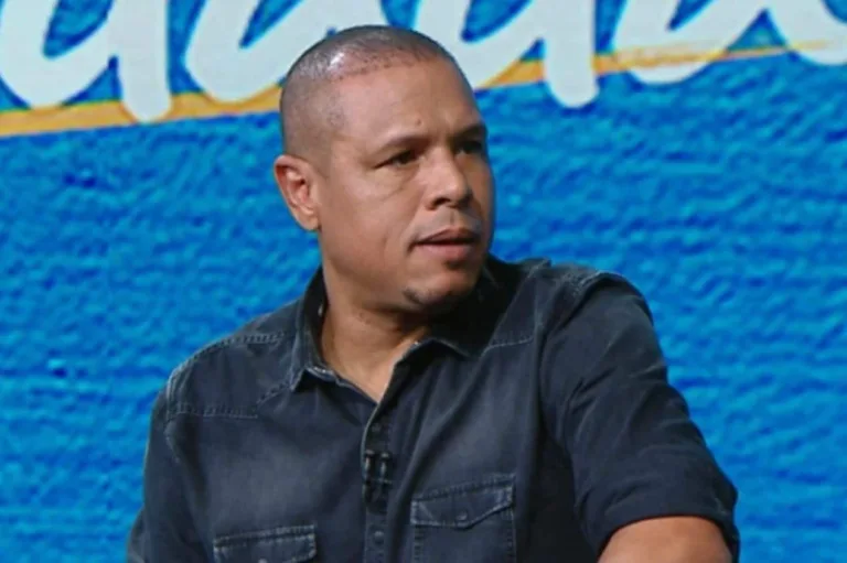 Luis Fabiano vê brecha para reviravolta, mas “decreta” campeão do Brasileirão: “Faz nove pontos”