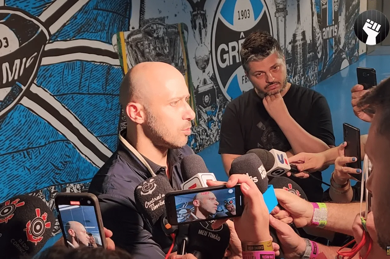 Mauro Cezar ironiza Alessandro Nunes, gerente do Corinthians, que tentou invadir sala do VAR na Arena do Grêmio