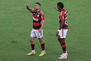 Mauro Cezar manda recado sobre título do Brasileirão Série A: “Acaba não ganhando”