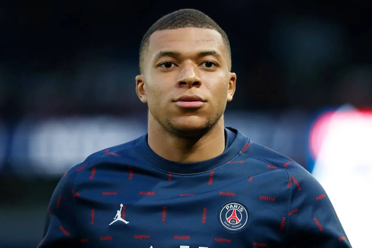 Jornalista francês se revolta com o PSG e detona Mbappé: “É medíocre”