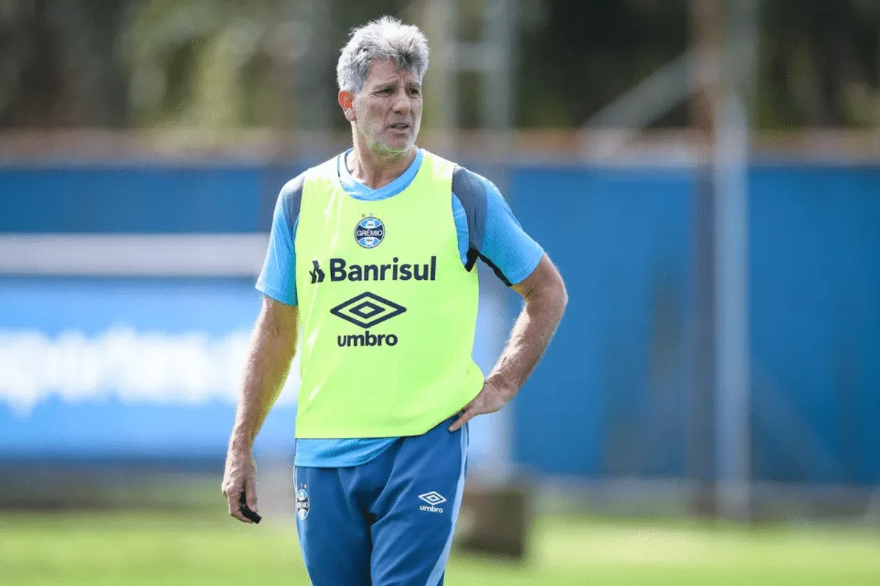 Mercado da bola: jogador tem sondagens para sair do Grêmio