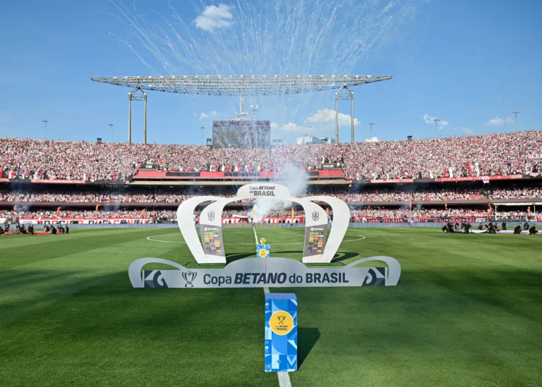 Morumbi supera Maracanã como melhor estádio do Brasil na avaliação de torcedores; veja ranking