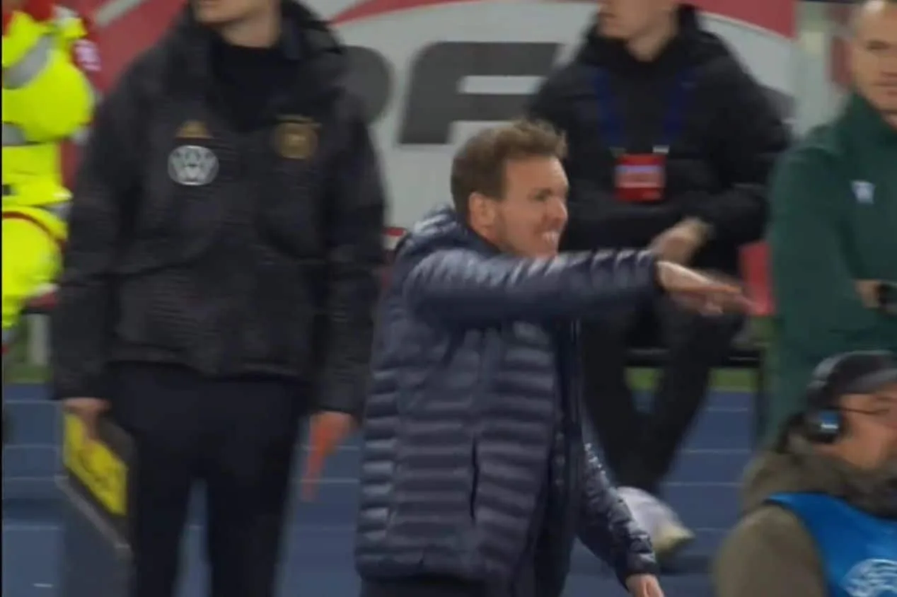 Técnico da Alemanha é acusado de pedir para goleiro fingir lesão em campo