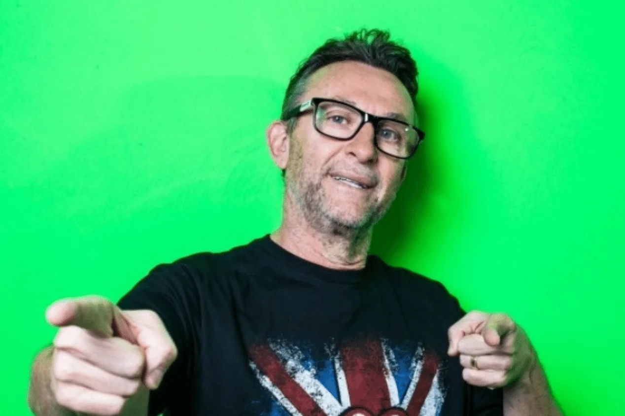 Neto aponta jogador que ‘está fora do Flamengo’ após chegada de Tite