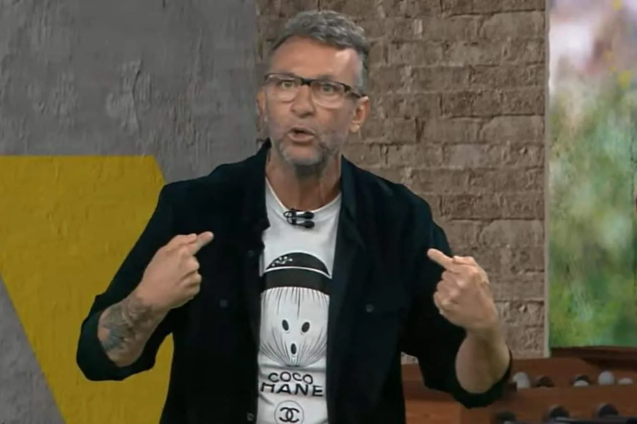 Neto banca rebaixamento e “antecipa” permanência no Brasileirão: “Não vai cair”