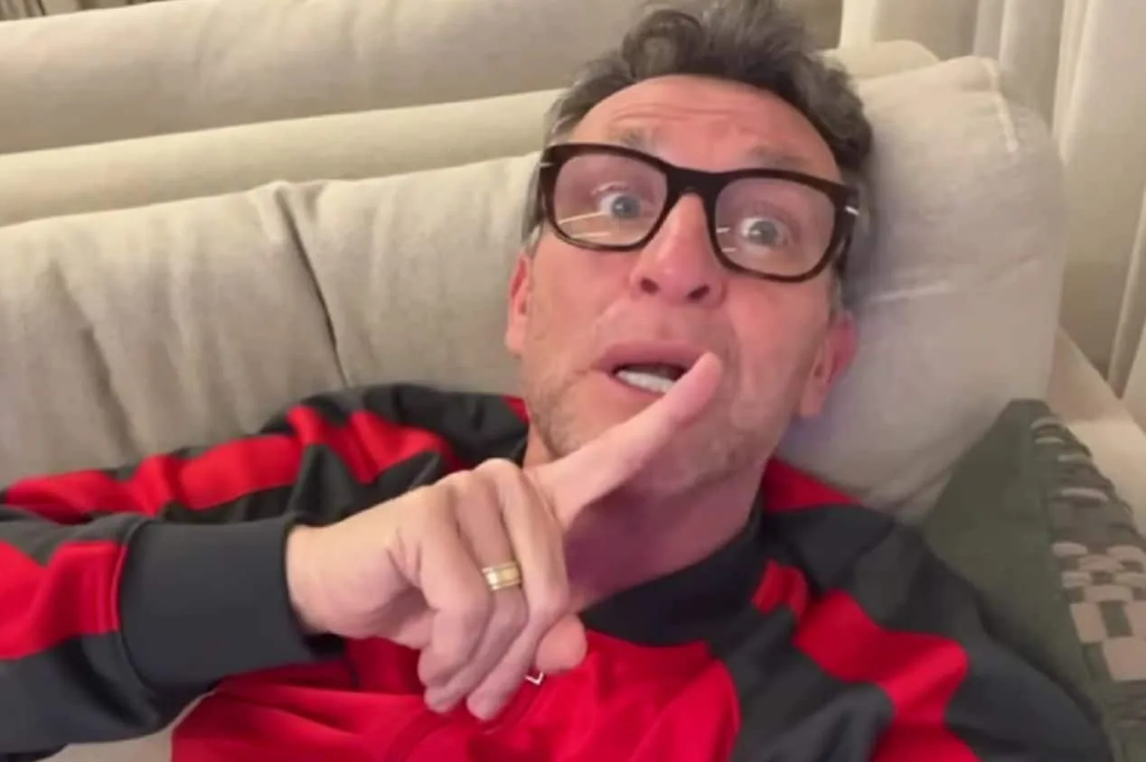 Neto se coloca acima de Arrascaeta e mais três meias do Brasileirão: “É um insulto comparar comigo” 