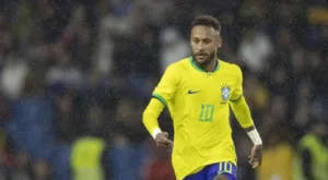 Vampeta abre o jogo sobre forma física de Neymar: “Então sou um elefante”