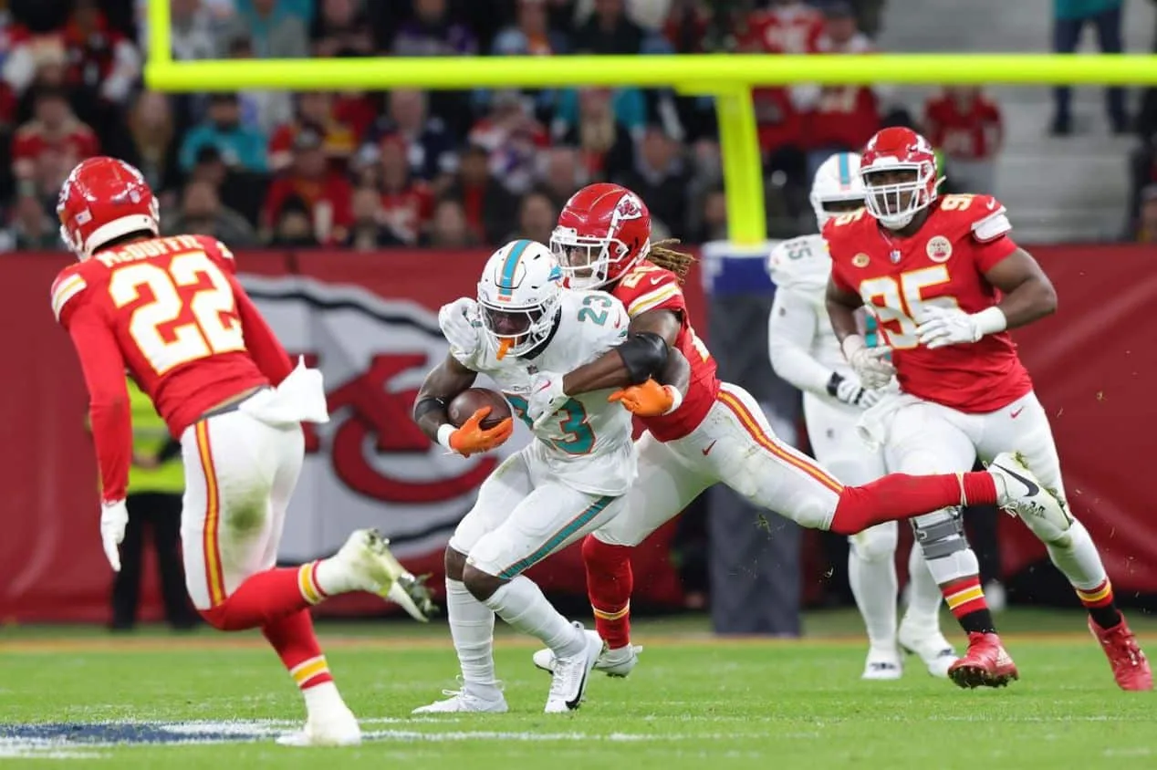 NFL: Travis Kelce afirma que defesa atual dos Chiefs é “a melhor que já jogou”