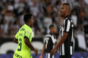 Palmeiras emplaca quarta vitória seguida e se empolga na busca pelo título do Brasileirão
