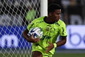 Palmeiras fatura “bolada” com gols de Endrick contra o Botafogo