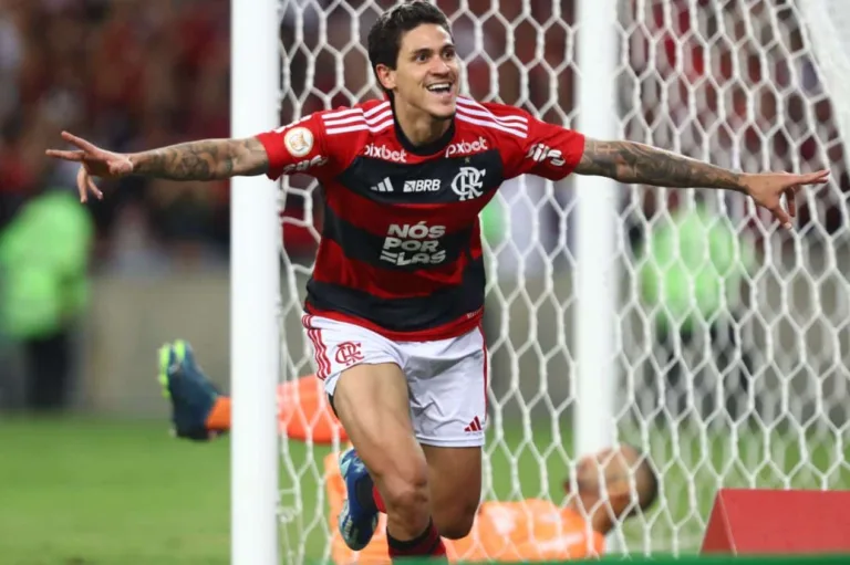 Clube inglês projeta investida para tirar Pedro do Flamengo, diz Nicola