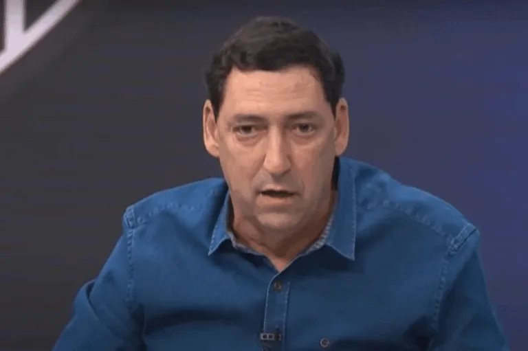 PVC aponta “vantagem” do Palmeiras pelo título do Brasileirão contra o Flamengo