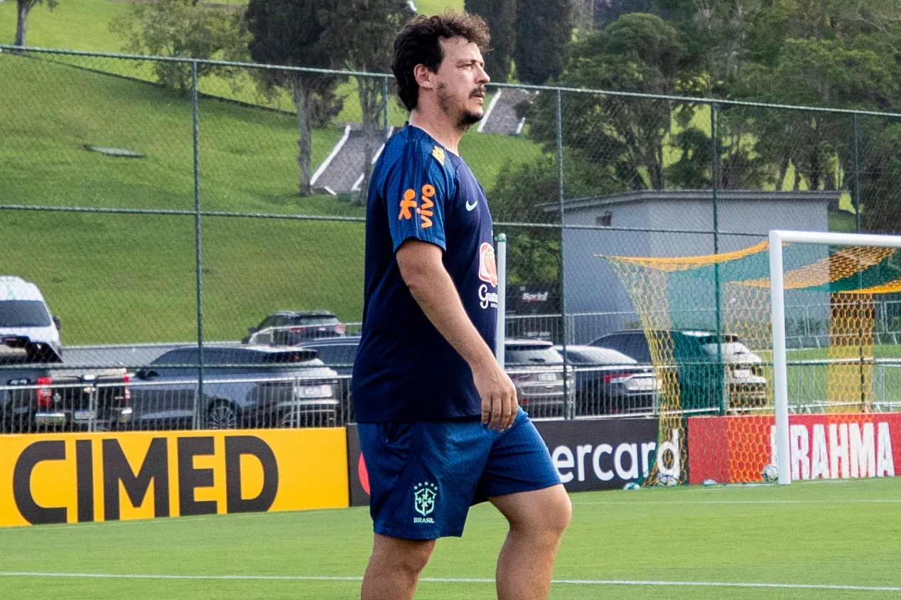 PVC detalha escalação da seleção brasileira e como a equipe de Diniz deve jogar