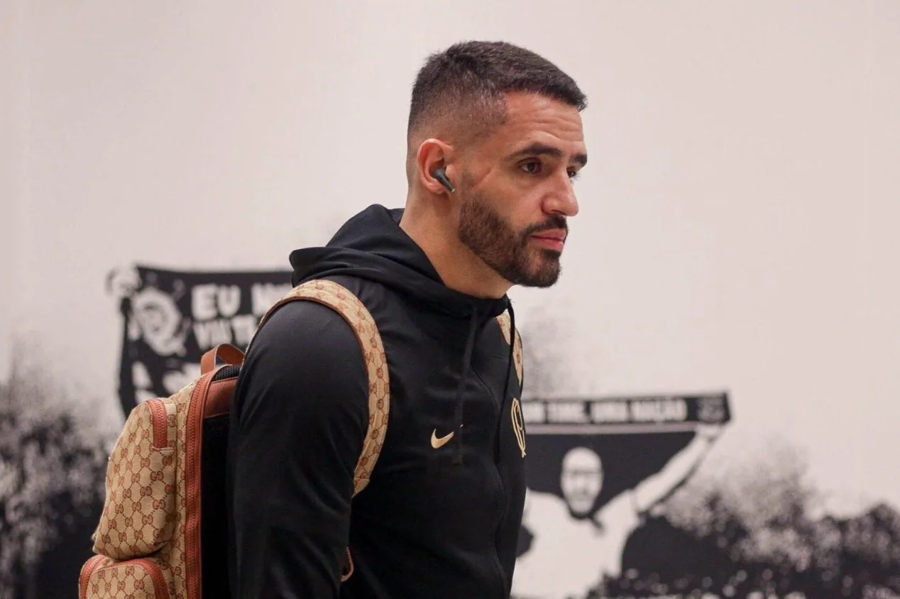 Renato Augusto vira preocupação no Corinthians para jogo contra o Atlético-MG