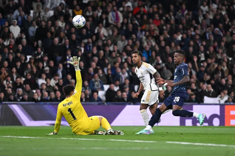 Com gols de Vinícius Júnior e Rodrygo, Real Madrid vence Braga e avança na Champions League