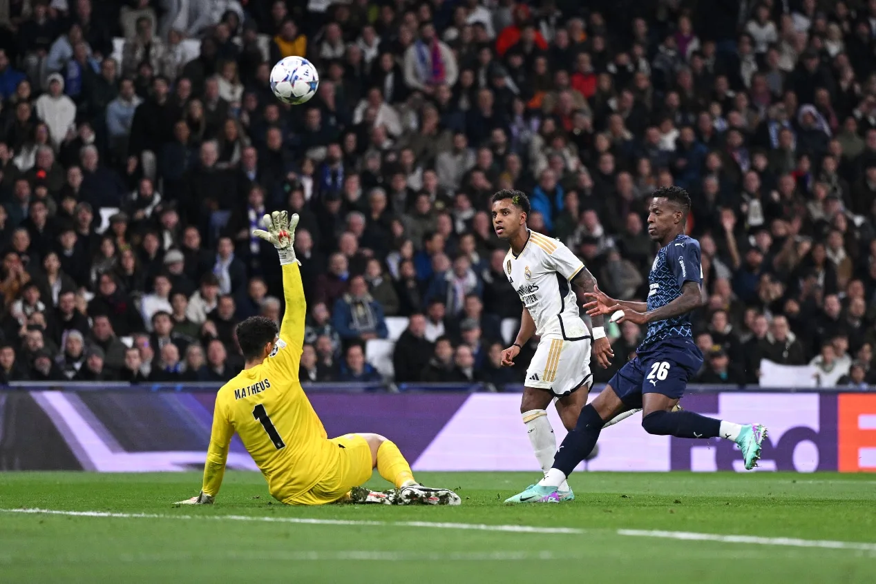 Com gols de Vinícius Júnior e Rodrygo, Real Madrid vence Braga e avança na Champions League