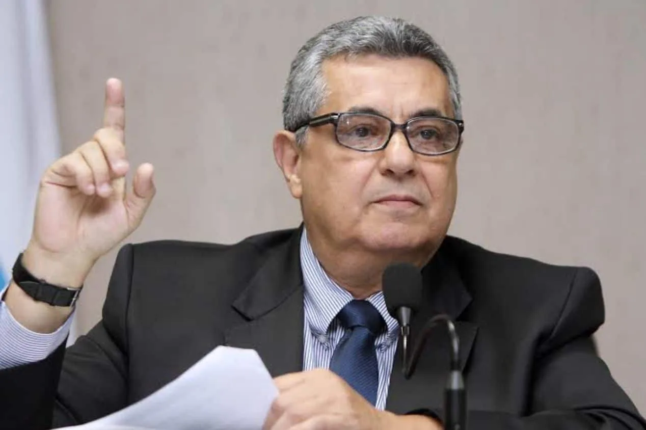 CBF quer reduzir Estaduais e presidente da FERJ reage: “Genocídio ao futebol”