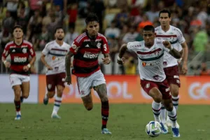 Mesmo com vitória da Libertadores, Fluminense não venceu clássicos no Brasileirão