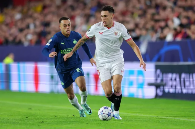 PSV consegue virada histórica e elimina Sevilla na Champions League 