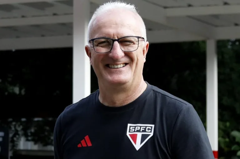 SPFC anuncia desligamento de Dorival Júnior, associado à seleção brasileira