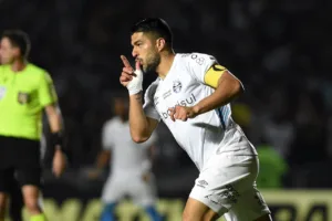Suárez é o jogador do Brasileirão Série A com mais assistências em 2023; veja lista