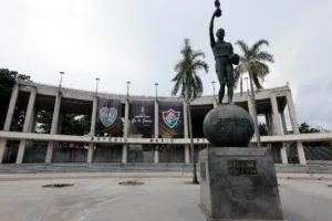Téo José faz aviso sobre confusão antes da final da Libertadores: “Situação vai se agravar muito”