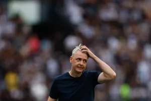 Botafogo amarga sequência de oito jogos sem vencer no Brasileirão Série A